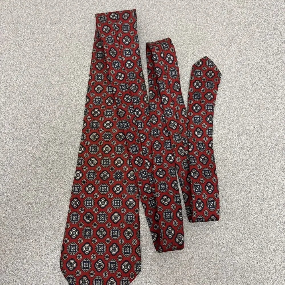 Lot Of 3 Vintage Harve Benard Silk Neck Tie Red/Burgundy, Paisley, Geometric